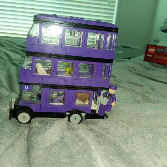 LEGO Harry Potter The Knight Bus (4866)  COMPLETE - Picture 5 of 11